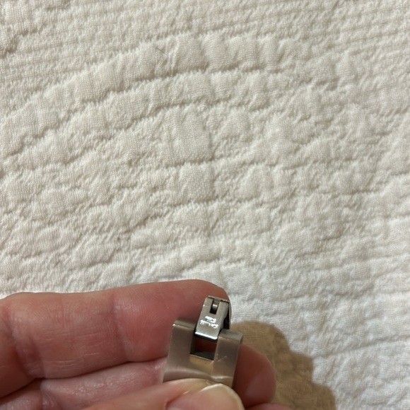 Stainless steel and black Men’s bracelet. - Picture 7 of 7